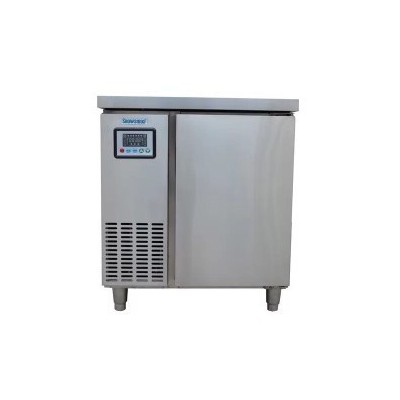 雪人制冰機(jī)BT-200 商用吧臺(tái)式制冰機(jī) 工作臺(tái)制冰機(jī)