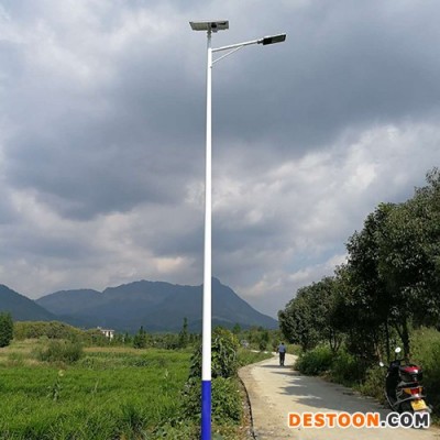興凱照明6米太陽能路燈 新款鋰電池 全年可正常亮燈