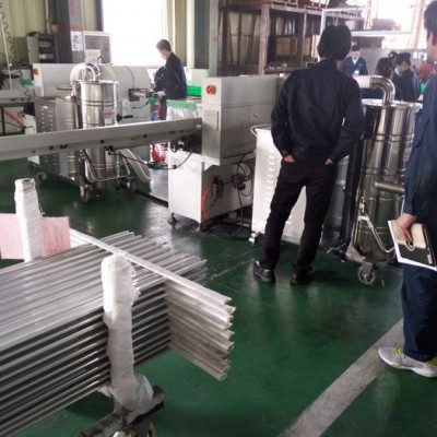 太陽能板油污粉塵吸塵器移動式干濕兩用吸塵器大吸力不銹鋼三相電大功率吸塵器