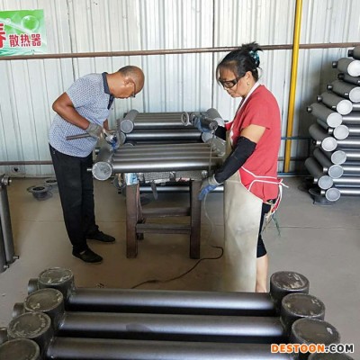 恒熙潤澤 光排管暖氣片 花卉大棚用光排管暖氣片 工業(yè)散熱器 車間供暖用光排管暖氣片