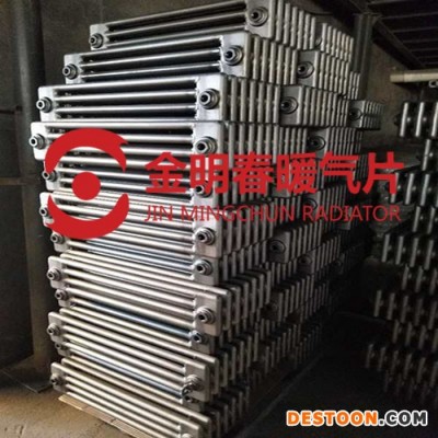 供應 鋼四柱散熱器 立式鋼四柱暖氣片 GZ409工程暖氣片 廠家批發