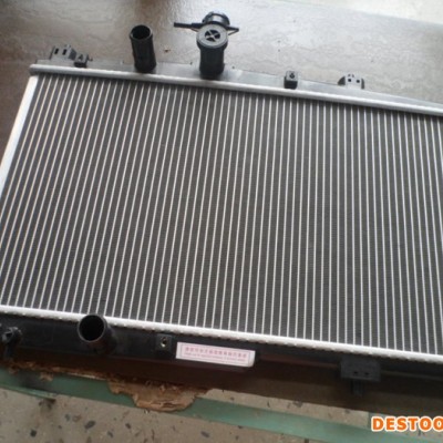 供應煜東（YD)威馳汽車散熱器水箱