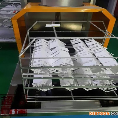五金塑膠全自動(dòng)超聲波清洗機(jī)