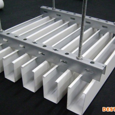 供應集成吊頂材料 **金屬材料 鋁方通