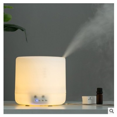 廠家直銷爆款迷你空氣加濕器 家用辦公加濕香薰機(jī)小夜燈可eom