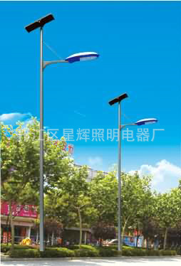 青